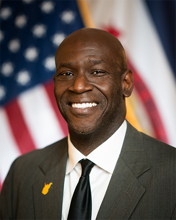 Johnathan L. Frazier, Sr. 